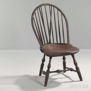 Painted Braced Bow-back Windsor Side Chair