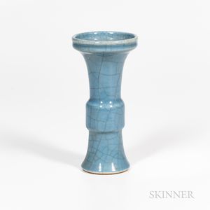 Clair-de-lune Crackle-glazed Vase