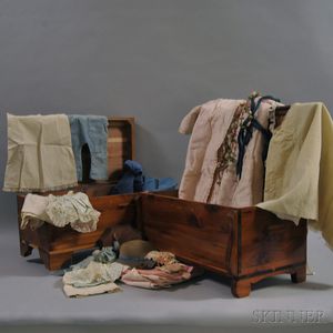Two Pine Lift-top Toy Blanket Chests