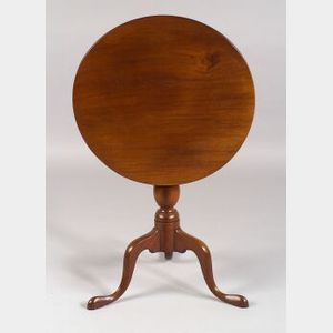 Chippendale Mahogany Tilt-top Table