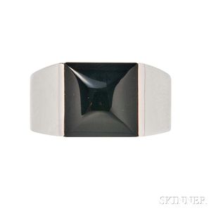 18kt White Gold and Onyx Ring, Cartier