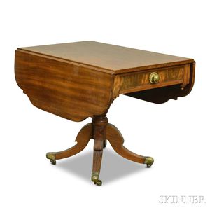 Regency Mahogany and Mahogany Veneer One-drawer Drop-leaf Table