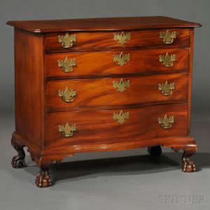 Chippendale Mahogany Carved Serpentine Chest of Drawers