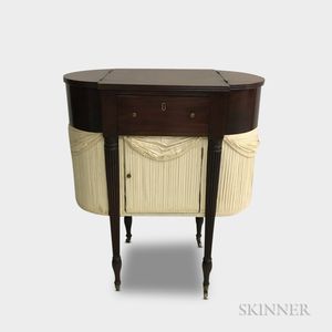 Federal-style Mahogany Astragal-end Sewing Table