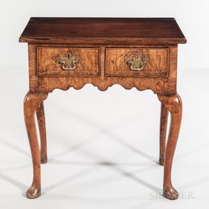 Georgian-style Mahogany- and Walnut-veneered Dressing Table