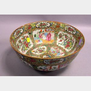 Chinese Export Porcelain Rose Medallion Bowl.
