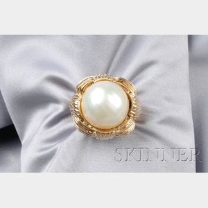 14kt Gold and Mabe Pearl Ring, Ruser