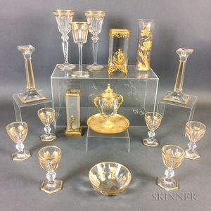 Sixteen Pieces of Gilt Colorless Glass
