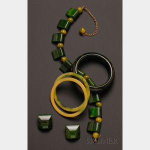 Five Pieces of Green Bakelite Jewelry