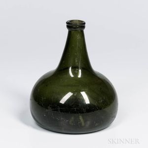 18th Century Dutch Squat Olive Green Bottle