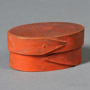 Small Bittersweet-painted Lapped-seam Oval Covered Box