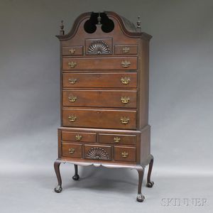 Chippendale-style Mahogany Bonnet-top High Chest
