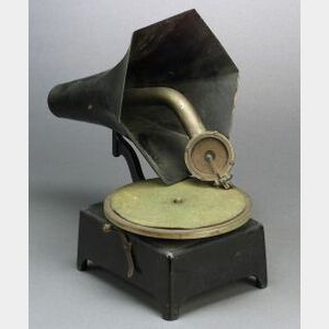Little Wonder Phonograph