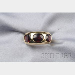18kt Gold and Garnet Ring