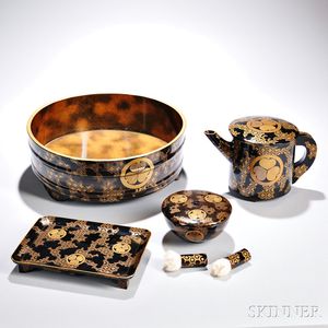 Lacquer Cosmetic Set