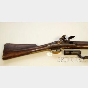 Revolutionary War Flintlock Rifle with Bayonet