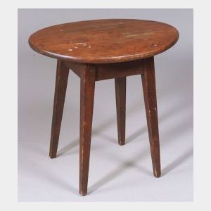 Small Oval Pine Tavern Table with Splayed Legs.