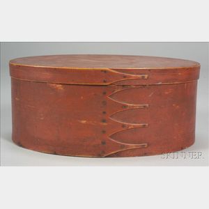 Large Shaker Red-painted Oval Covered Box