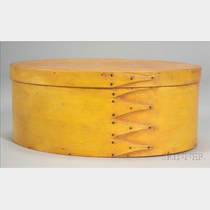 Shaker Yellow-painted Oval Covered Box
