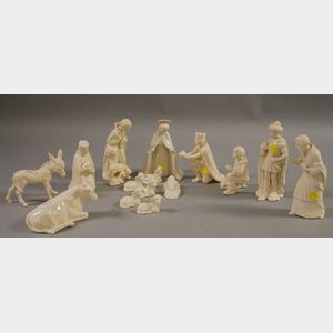 Fifteen-piece Hummel White Glazed Ceramic Figural Creche Set