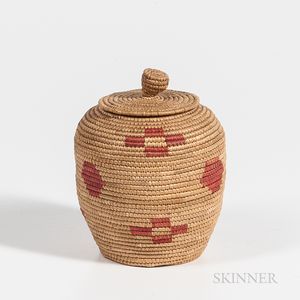 Small Lidded Eskimo Basket