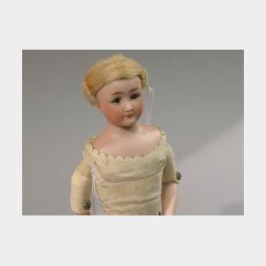 Small Simon Halbig Closed Mouth Lady Doll