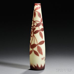 Tall Richard Cameo Glass Vase