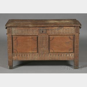 Italian Baroque-style Carved Pine Blanket Chest