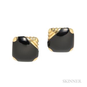 18kt Gold and Onyx Earrings