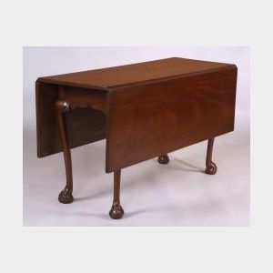 Chippendale Mahogany Carved Dining Table