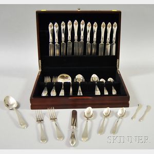 Lot - (lot of 17) Sterling flatware serving pieces and spoons, including a  pair of Whiting Louis XV and Reed & Barton servers, total weigh