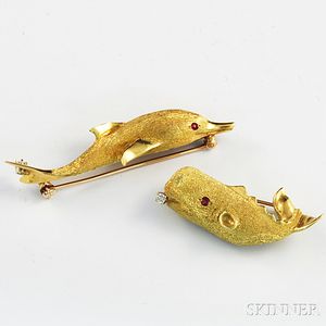 Two 18kt Gold Figural Pins