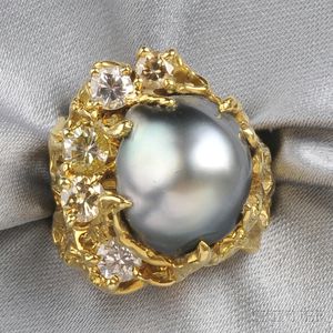 18kt Gold, Gray Pearl, Colored Diamond, and Diamond Ring