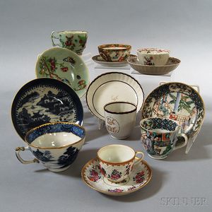 Fourteen Chinese Export Porcelain Cups and Saucers. 