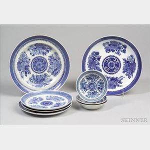 Eight Assorted Blue Fitzhugh Porcelain Dishes