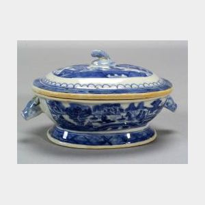 Small Canton Blue and White Porcelain Covered Sauce Tureen