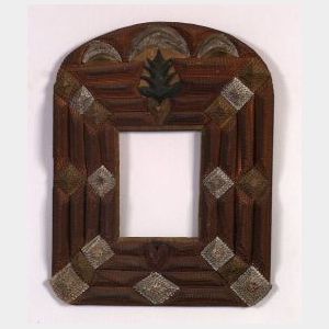 Painted Notch-carved Pine Tree Frame