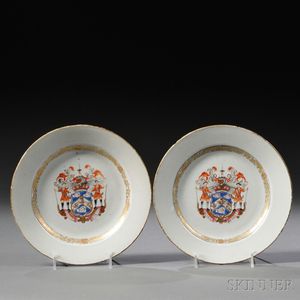 Pair of Chinese Export Porcelain Armorial Plates Depicting the Arms of Mackay