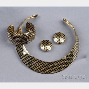 Suite of 18kt Gold Basketweave Niello Jewelry, Italy
