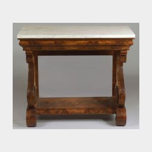 Classical Mahogany Veneer Pier Table