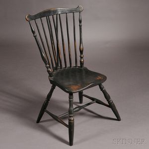Black-painted Fan-back Braced Windsor Side Chair