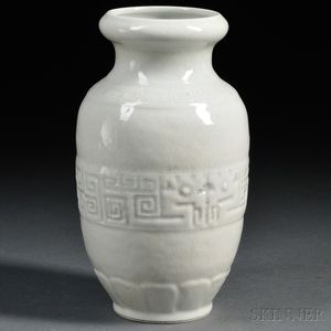 White Crackle-glazed Vase