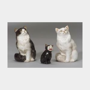 Fourteen Assorted Ceramic Cat Figures
