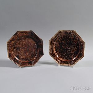 Pair of English Whieldon-type Staffordshire Octagonal Pottery Plates