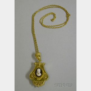 Antique-style 12kt Gold Locket and Chain