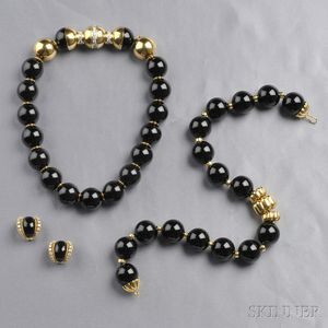 Suite of 18kt Gold, Onyx, and Diamond Jewelry, Emis