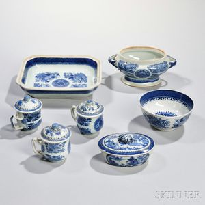 Seven Fitzhugh Porcelain Items