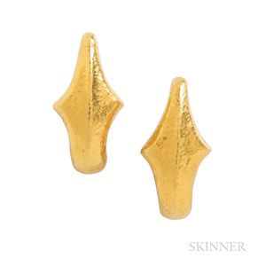 Lalaounis 22kt Hammered Gold Earclips