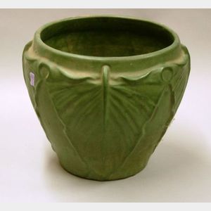Weller Pottery Arts & Crafts Matte Green Glazed Jardiniere