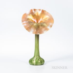 Pulled Feather Jack-in-the-Pulpit Vase